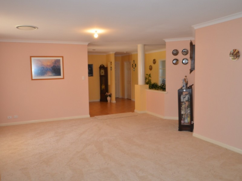 13 Third Street, Harvey WA 6220