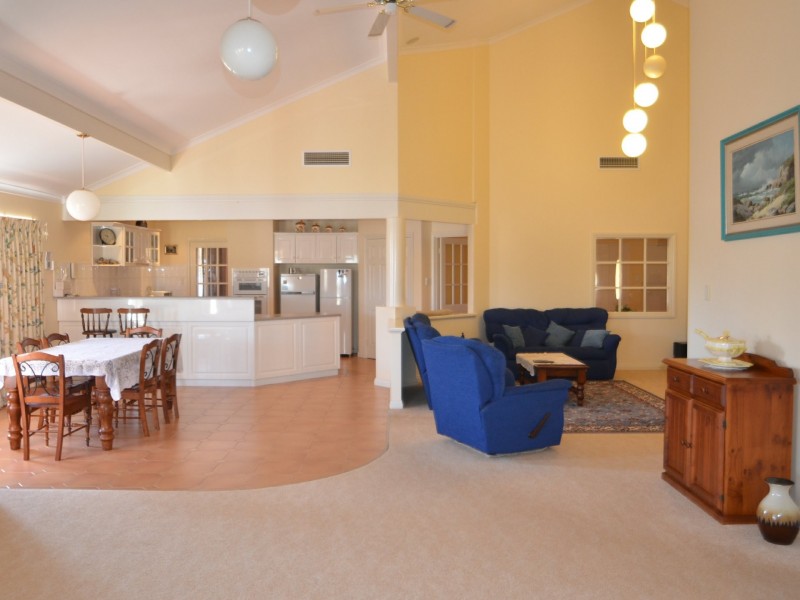 13 Third Street, Harvey WA 6220