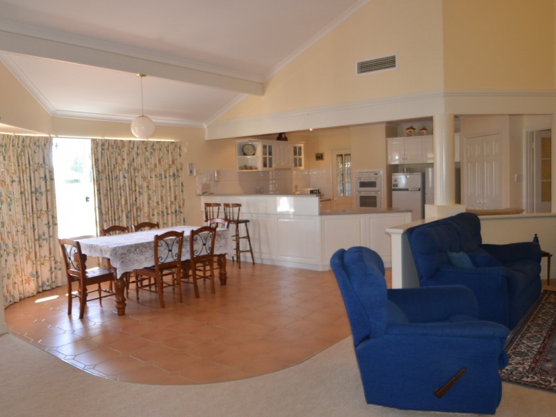 13 Third Street, Harvey WA 6220