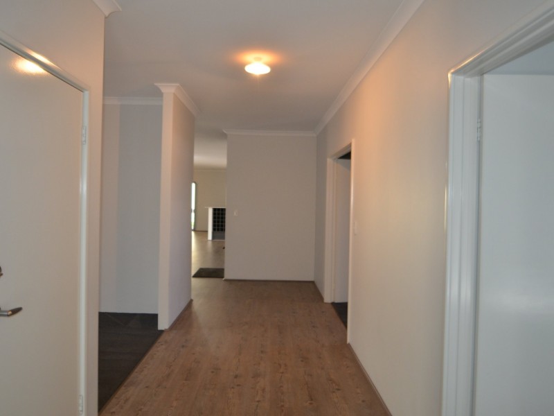 38 Butcherbird Road, Harvey WA 6220