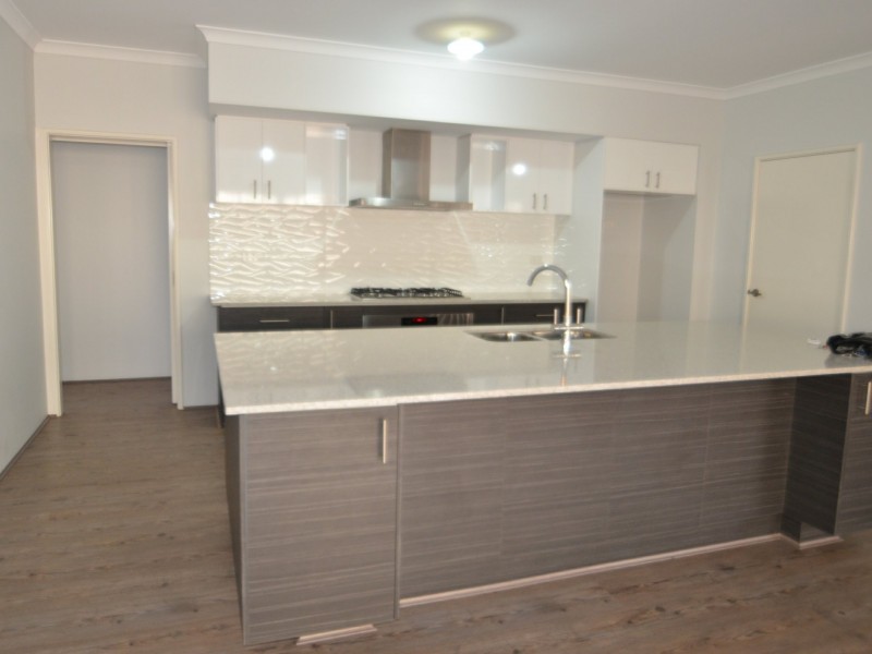 38 Butcherbird Road, Harvey WA 6220