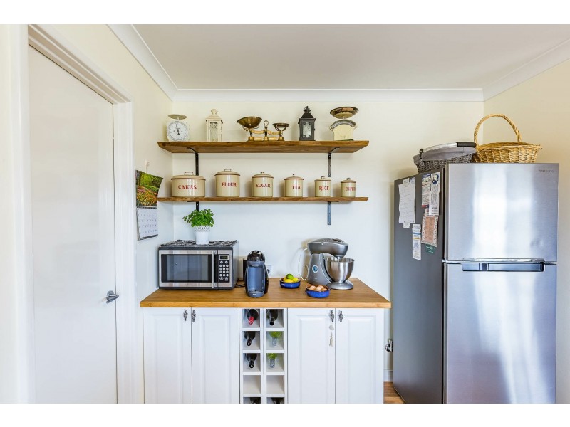 64 Thornton Drive, Uduc WA 6220