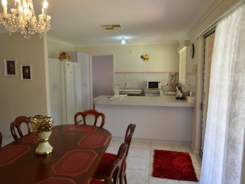 4 Kealy Street, Harvey WA 6220