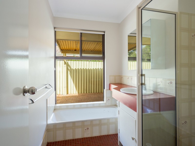45 Hinge Road, Harvey WA 6220