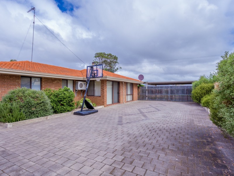 45 Hinge Road, Harvey WA 6220