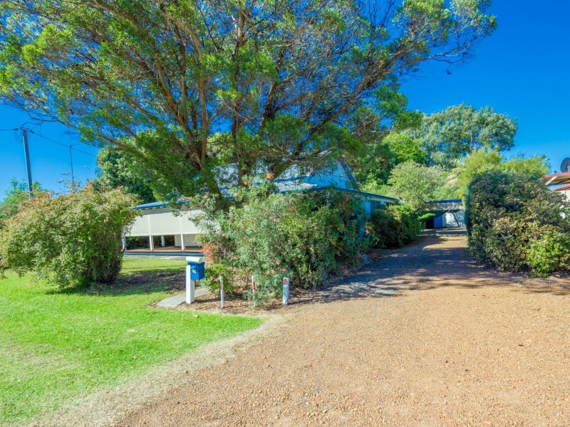 50 Third Street, Harvey WA 6220