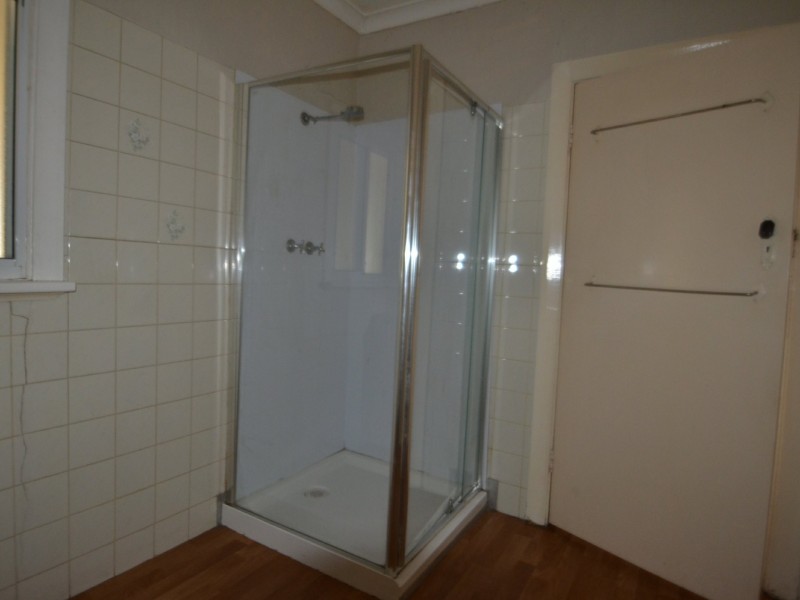 20 Newell Street, Harvey WA 6220