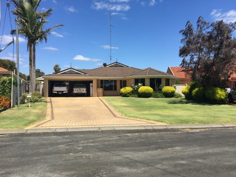 12 Stanford Court, Harvey WA 6220