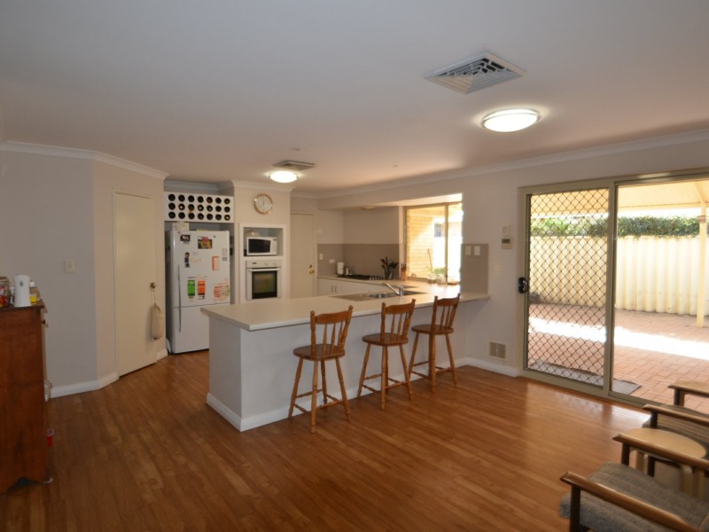 12 Stanford Court, Harvey WA 6220