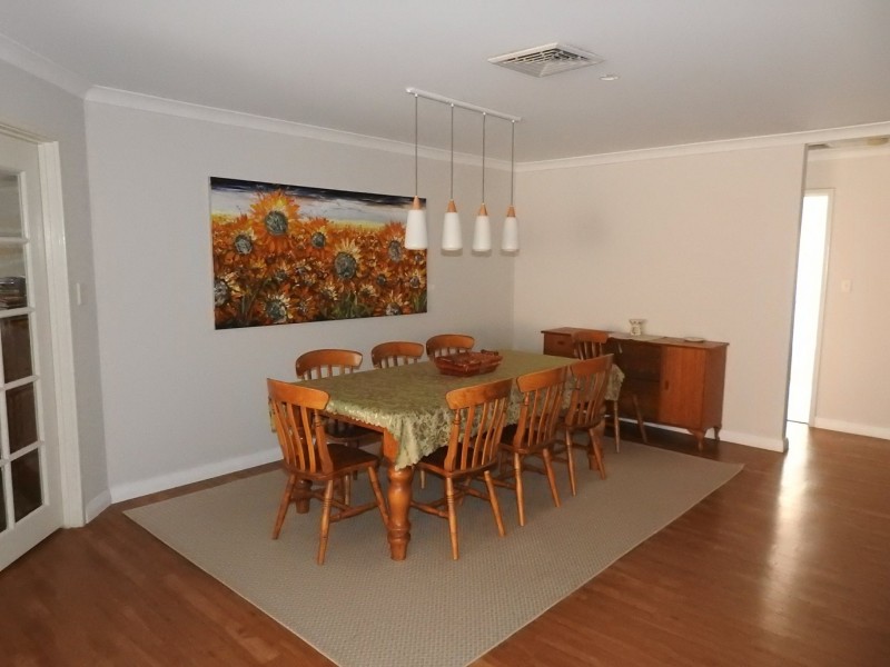 12 Stanford Court, Harvey WA 6220