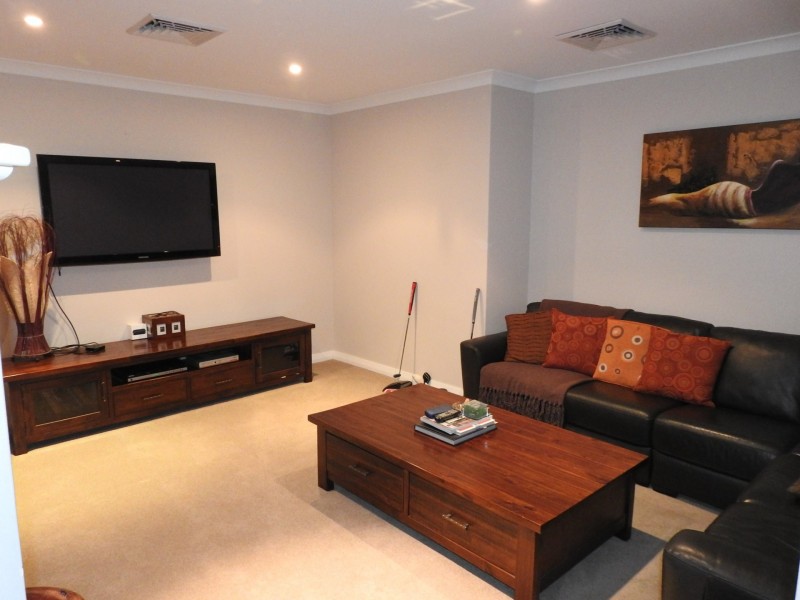 12 Stanford Court, Harvey WA 6220