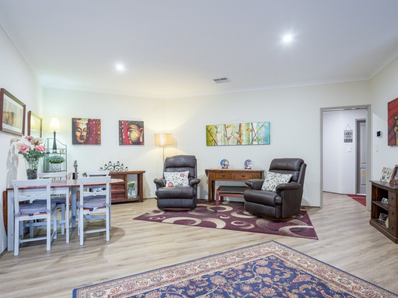 2 Greenfields Road, Harvey WA 6220