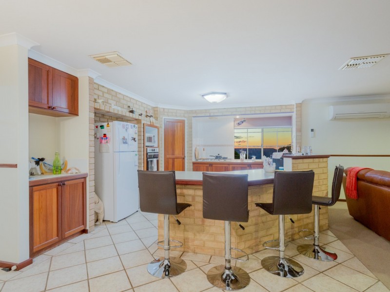 33 Logue Road, Harvey WA 6220