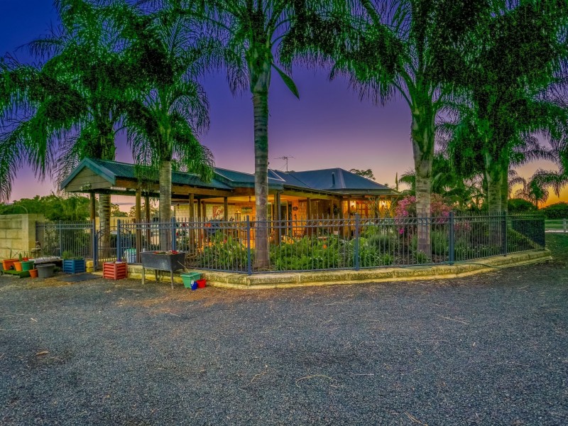 136 Tenth Street, Harvey WA 6220