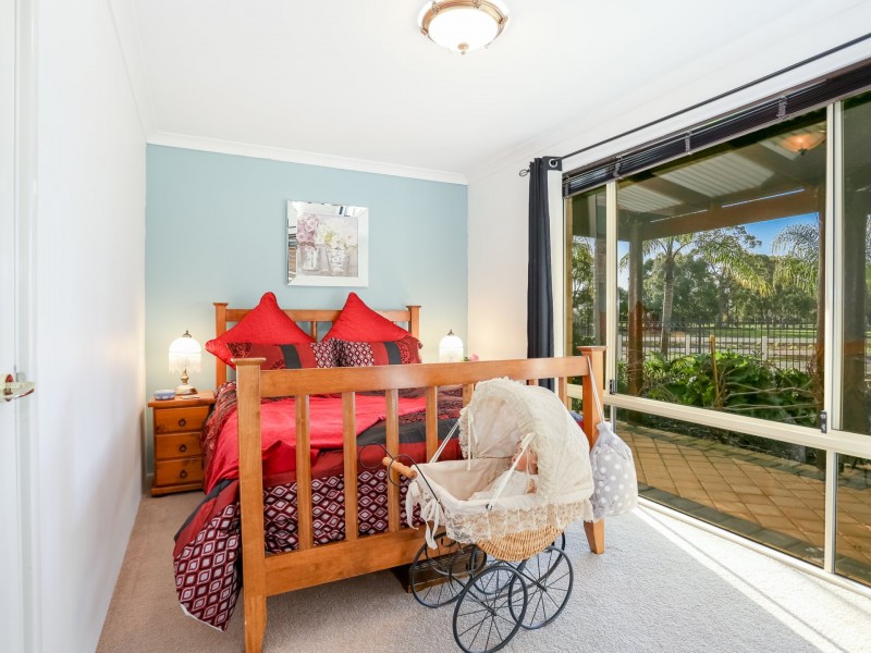 136 Tenth Street, Harvey WA 6220