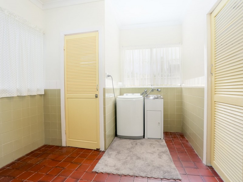 4 Fourth Street, Harvey WA 6220