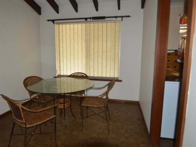 25 Hinge Road, Harvey WA 6220