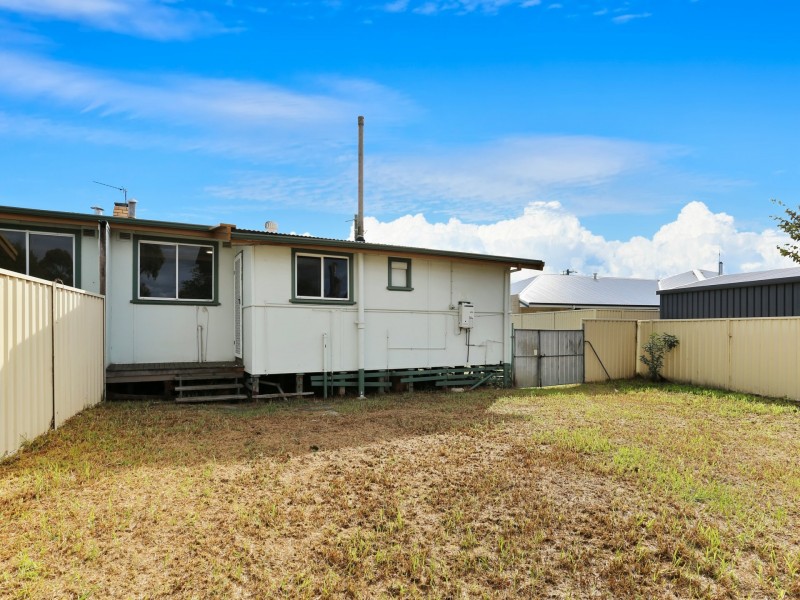1A Anthony Street, Harvey WA 6220