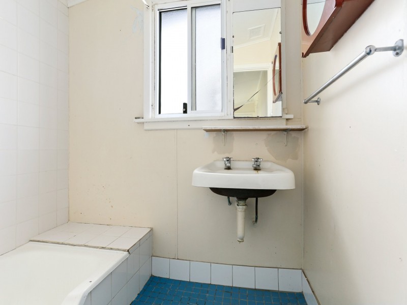 1A Anthony Street, Harvey WA 6220