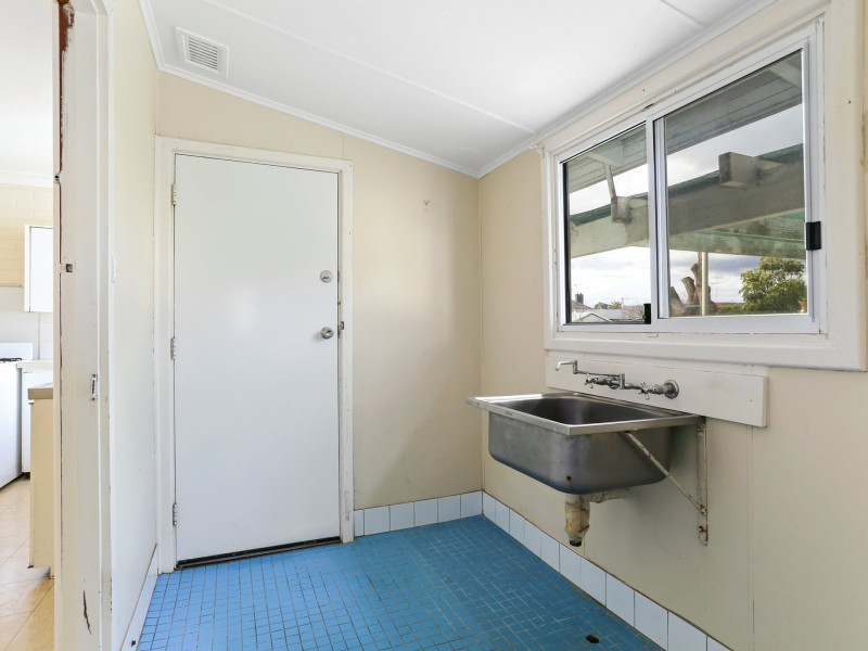 1A Anthony Street, Harvey WA 6220