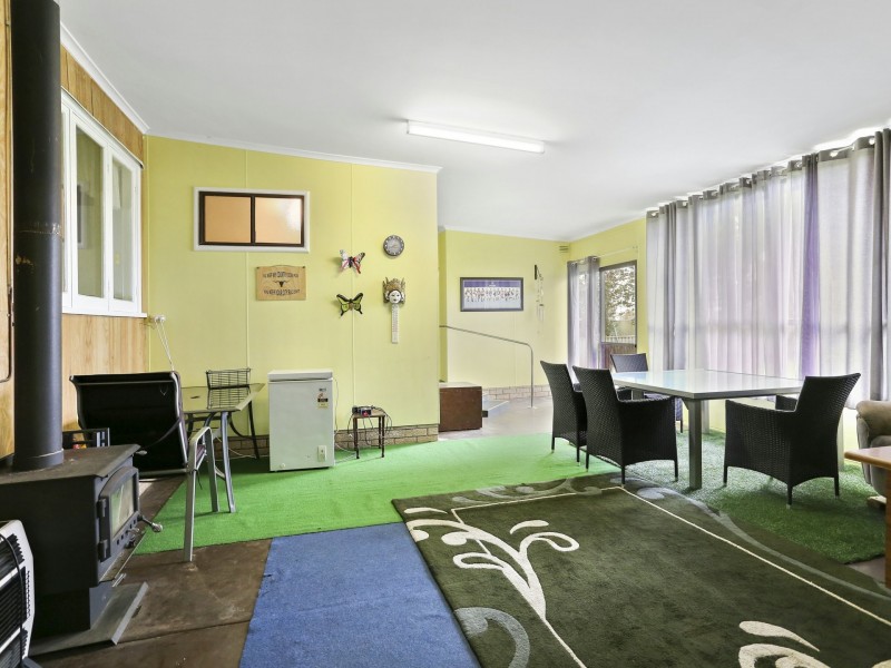 4 Roy Street, Harvey WA 6220