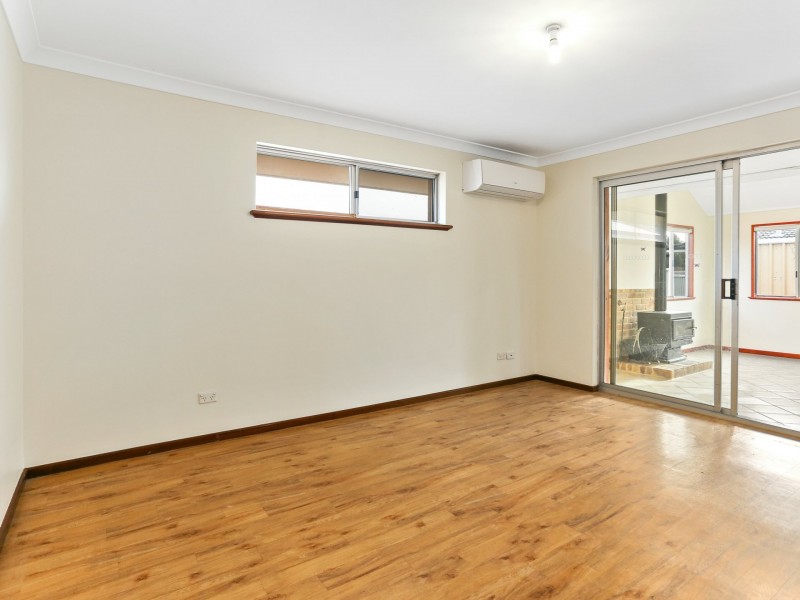 23 Young Street, Harvey WA 6220