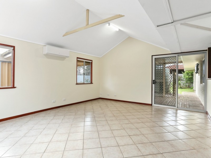 23 Young Street, Harvey WA 6220