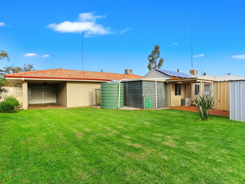 23 Young Street, Harvey WA 6220