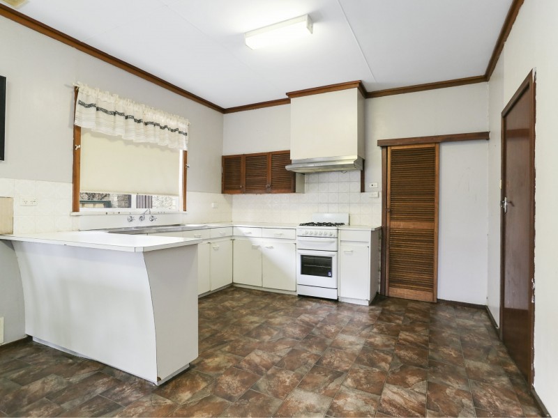 7 KIDSON STREET, Harvey WA 6220