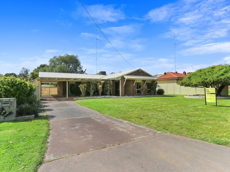 5 Hinge Road, Harvey WA 6220