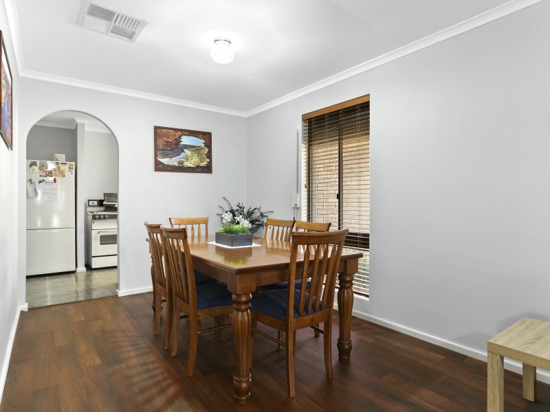 5 Hinge Road, Harvey WA 6220