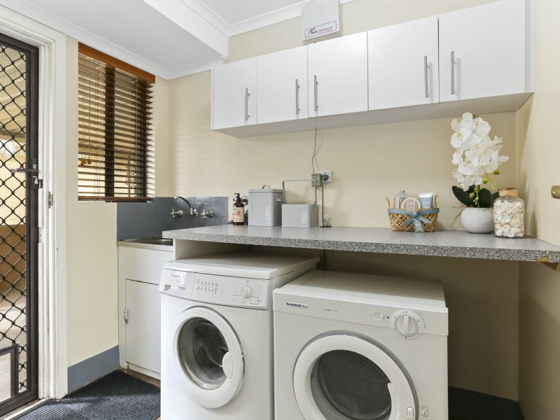 5 Hinge Road, Harvey WA 6220