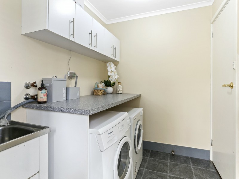 5 Hinge Road, Harvey WA 6220