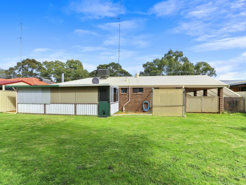 5 Hinge Road, Harvey WA 6220