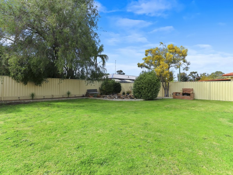 5 Hinge Road, Harvey WA 6220
