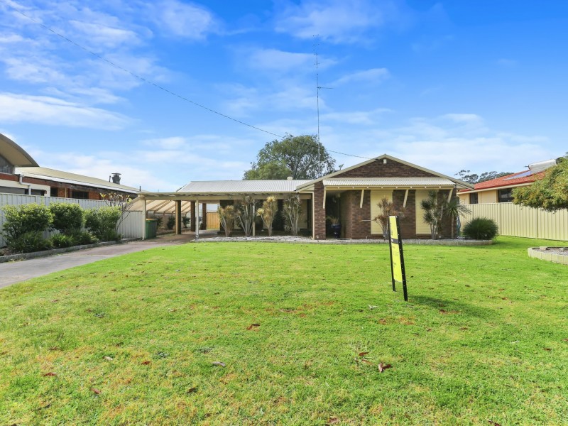 5 Hinge Road, Harvey WA 6220