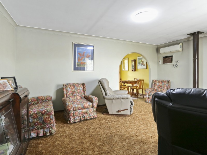 82 Herbert Road, Harvey WA 6220