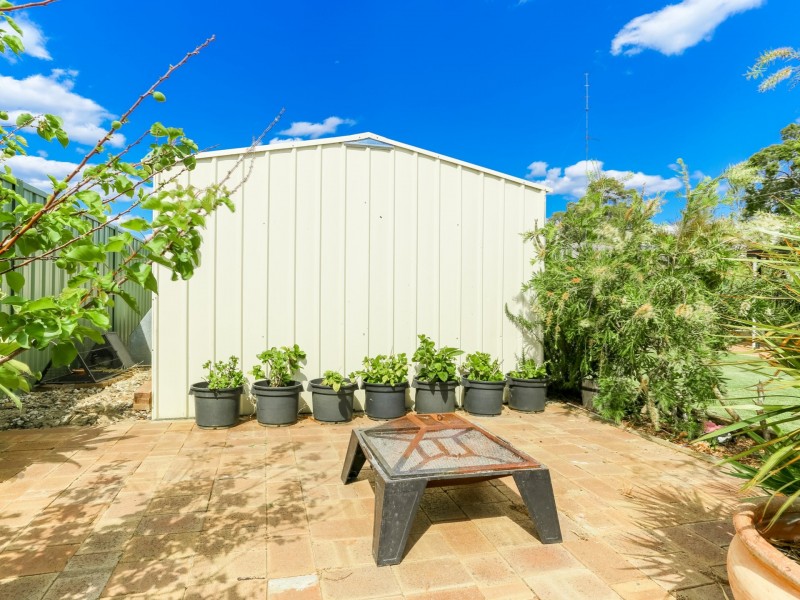 54 Herbert Road, Harvey WA 6220