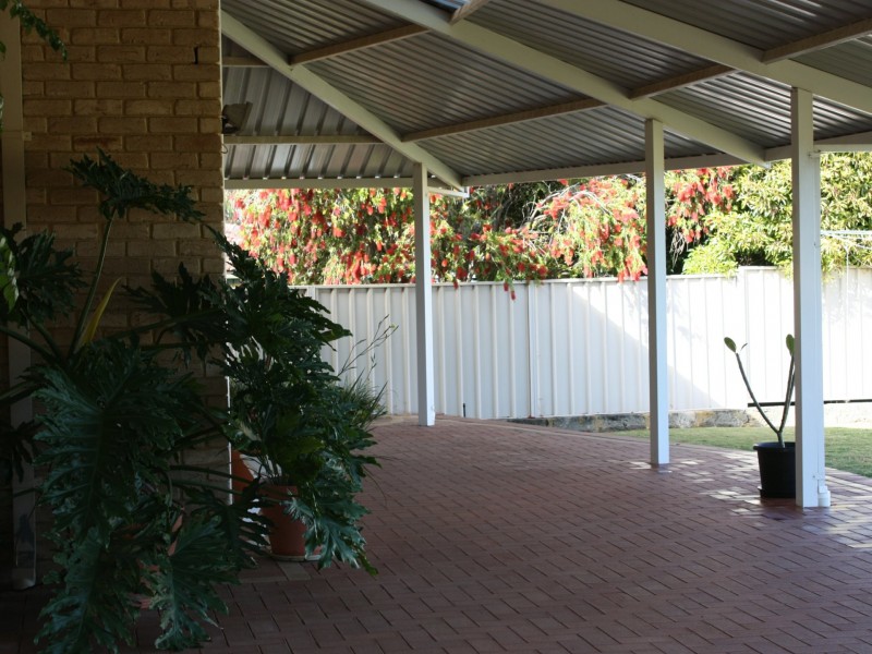 13 Third Street, Harvey WA 6220