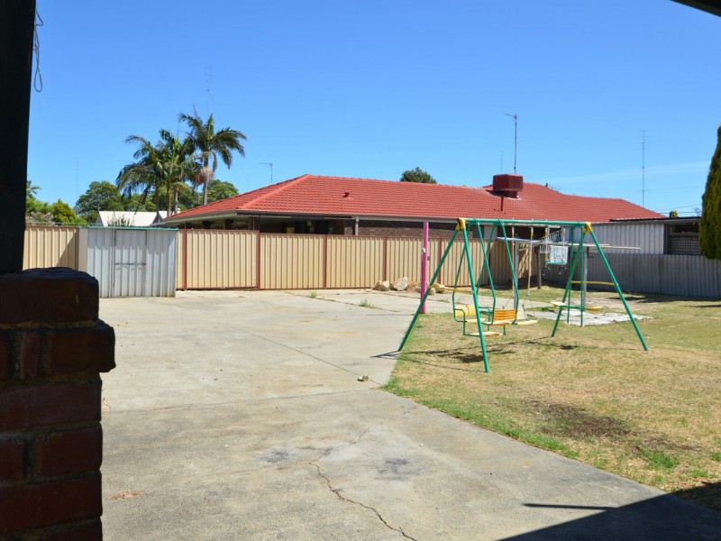 3 third Street, Harvey WA 6220