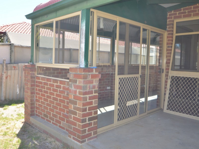 3 third Street, Harvey WA 6220