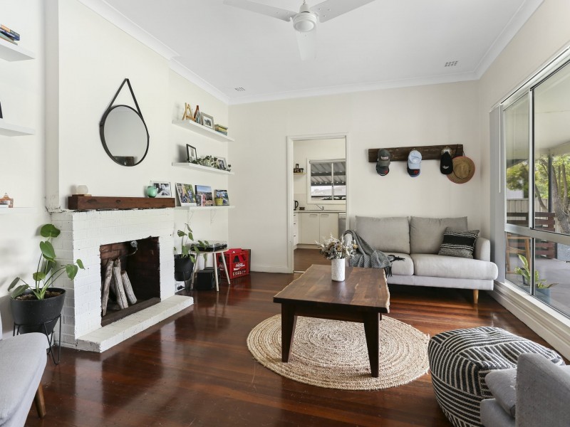 16 Palmer Street, Harvey WA 6220