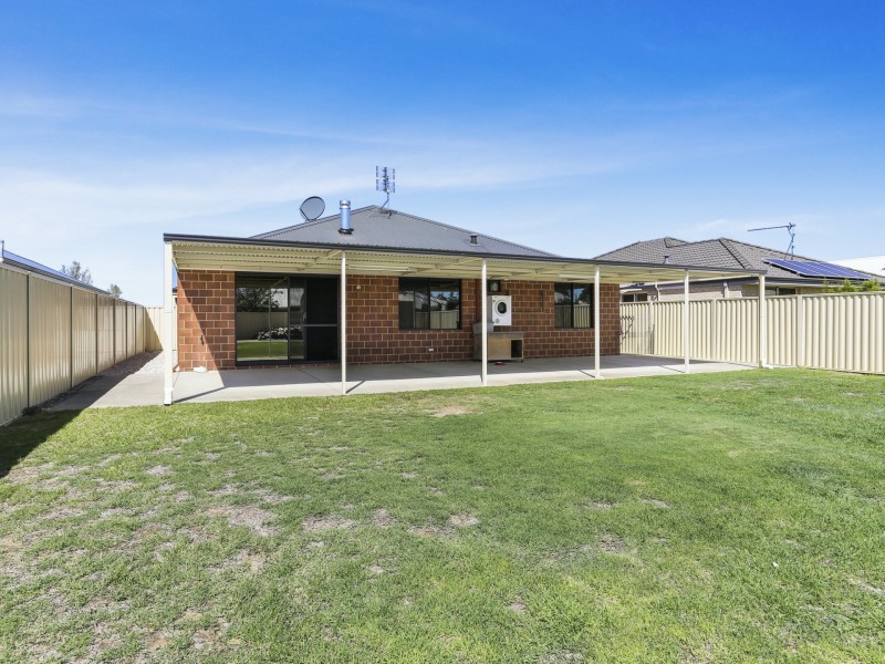 21 Tomba Way, Harvey WA 6220