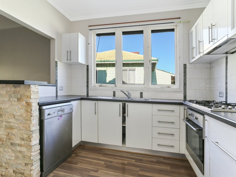 4 Merriedale Crescent, Harvey WA 6220