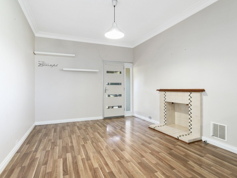 4 Merriedale Crescent, Harvey WA 6220