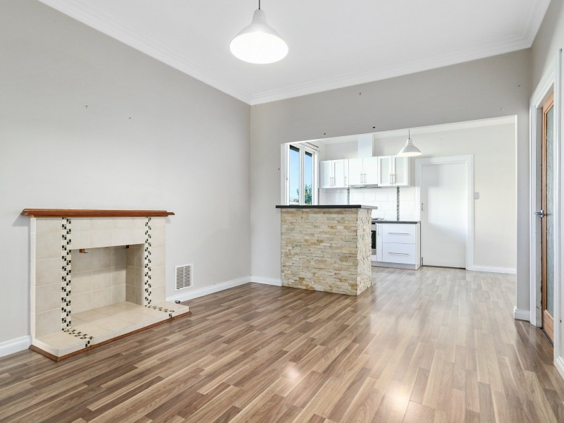 4 Merriedale Crescent, Harvey WA 6220