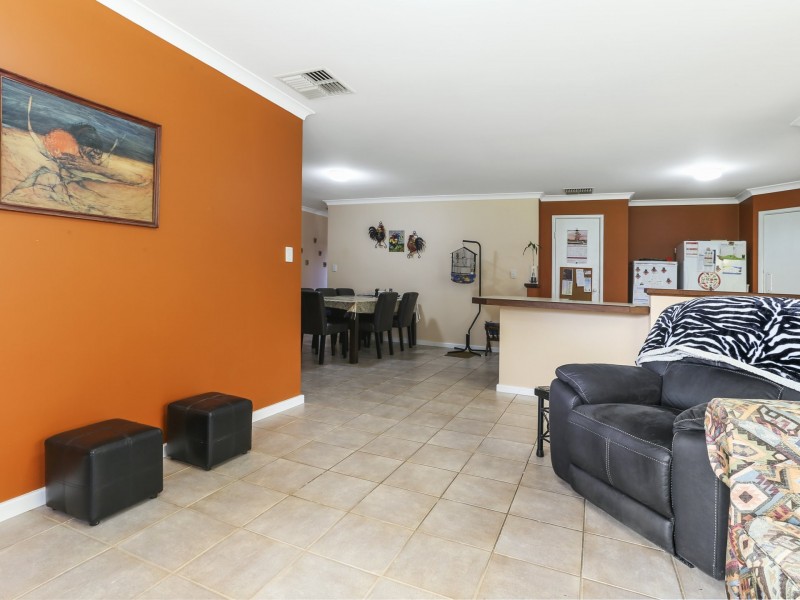 13 Jefferies Way, Warawarrup WA 6220
