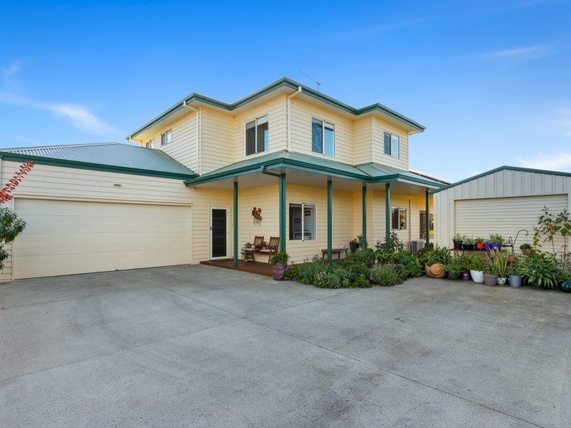 4A Centennial Avenue, Harvey WA 6220