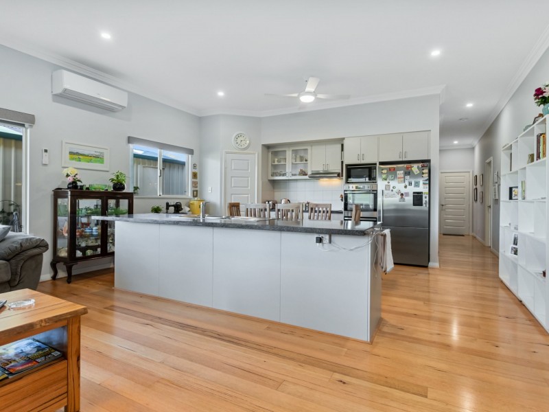 4A Centennial Avenue, Harvey WA 6220