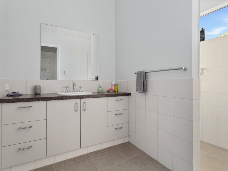 4A Centennial Avenue, Harvey WA 6220